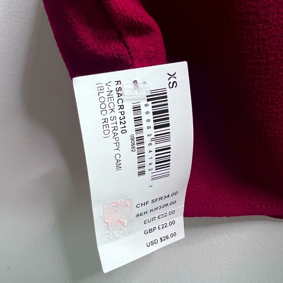 American Apparel Crepe V-Neck Strapy Cami - Picture 6 of 6